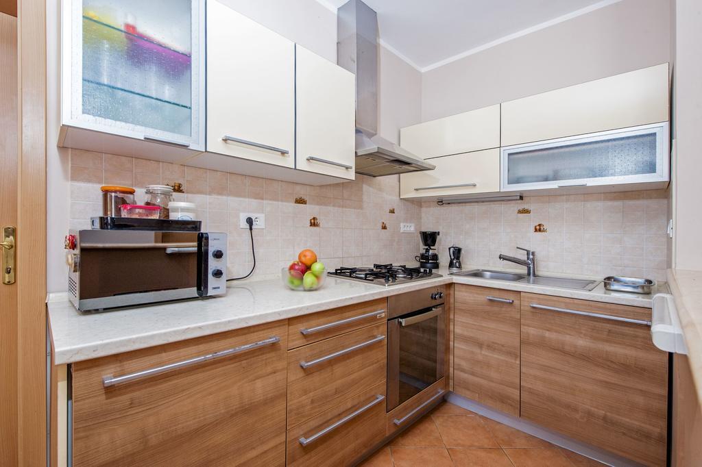 Apartments Karmen Ровинь Экстерьер фото