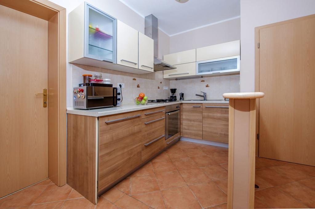 Apartments Karmen Ровинь Экстерьер фото